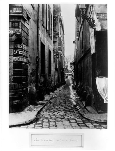 Rue du Croissant, depuis la Rue du Sentier, Paris - Charles Marville